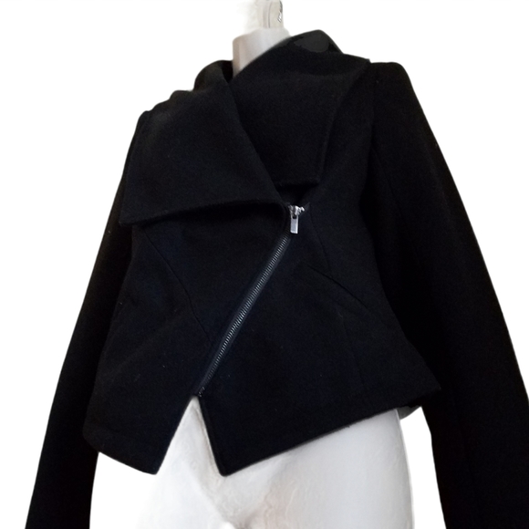 Express Women’s Black Cropped Jacket Sz S EUC - Picture 4 of 14